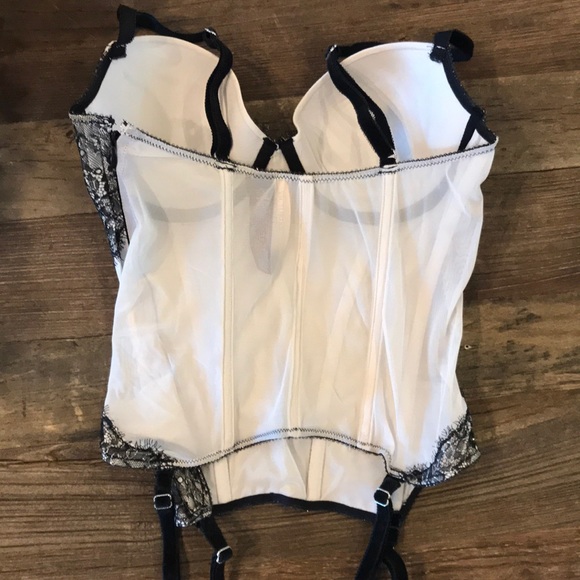 Victoria’s Secret - Picture 8 of 8